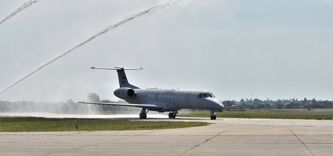 La Fuerza Aérea Argentina incorpora un nuevo avión de transporte 02